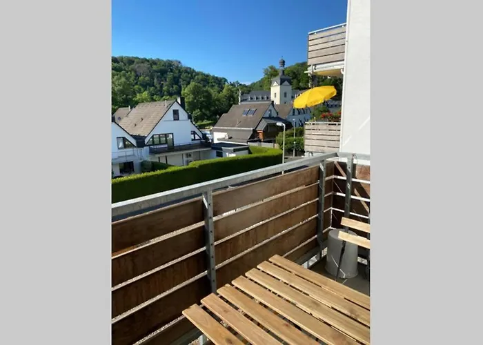 Appartment Mit Blick Auf Schloss Sayn